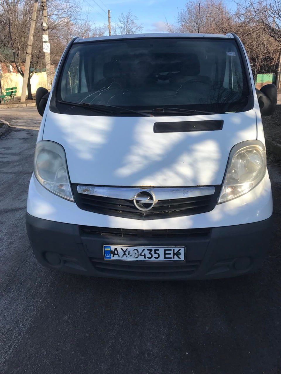Опель Vivaro 2.0 грузовой