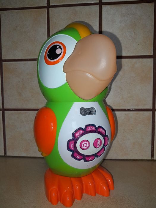 Інтерактивна папуга