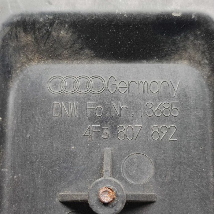 Ślizg zderzaka prawy tył Audi A6 C6 sedan