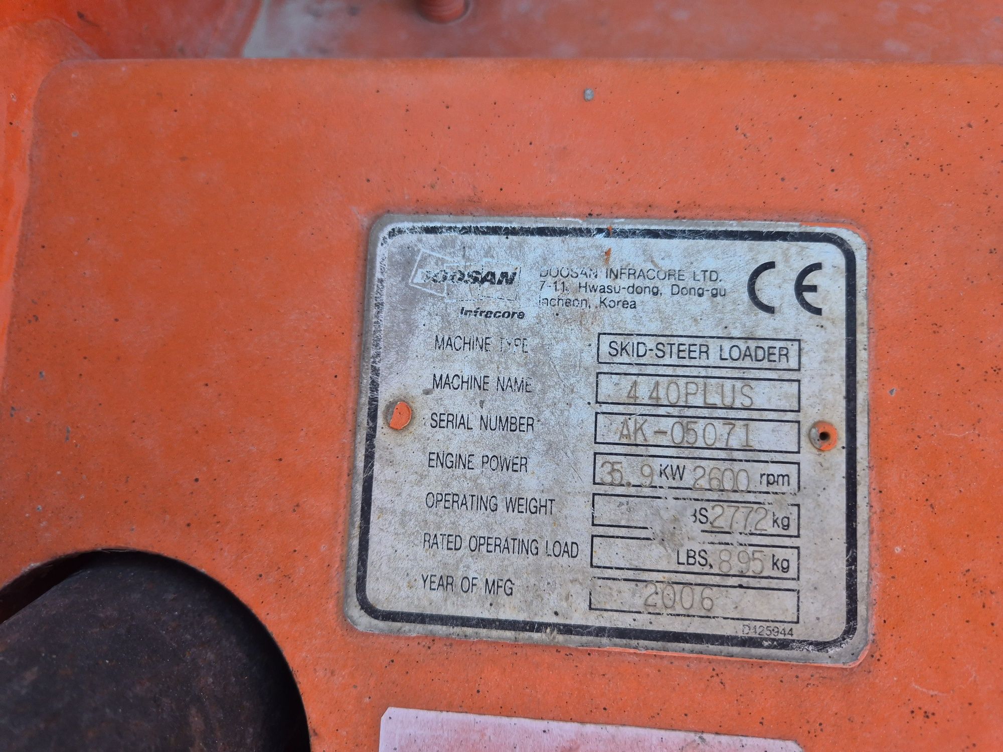 Mini pá Doosan 440 plus - bobcat