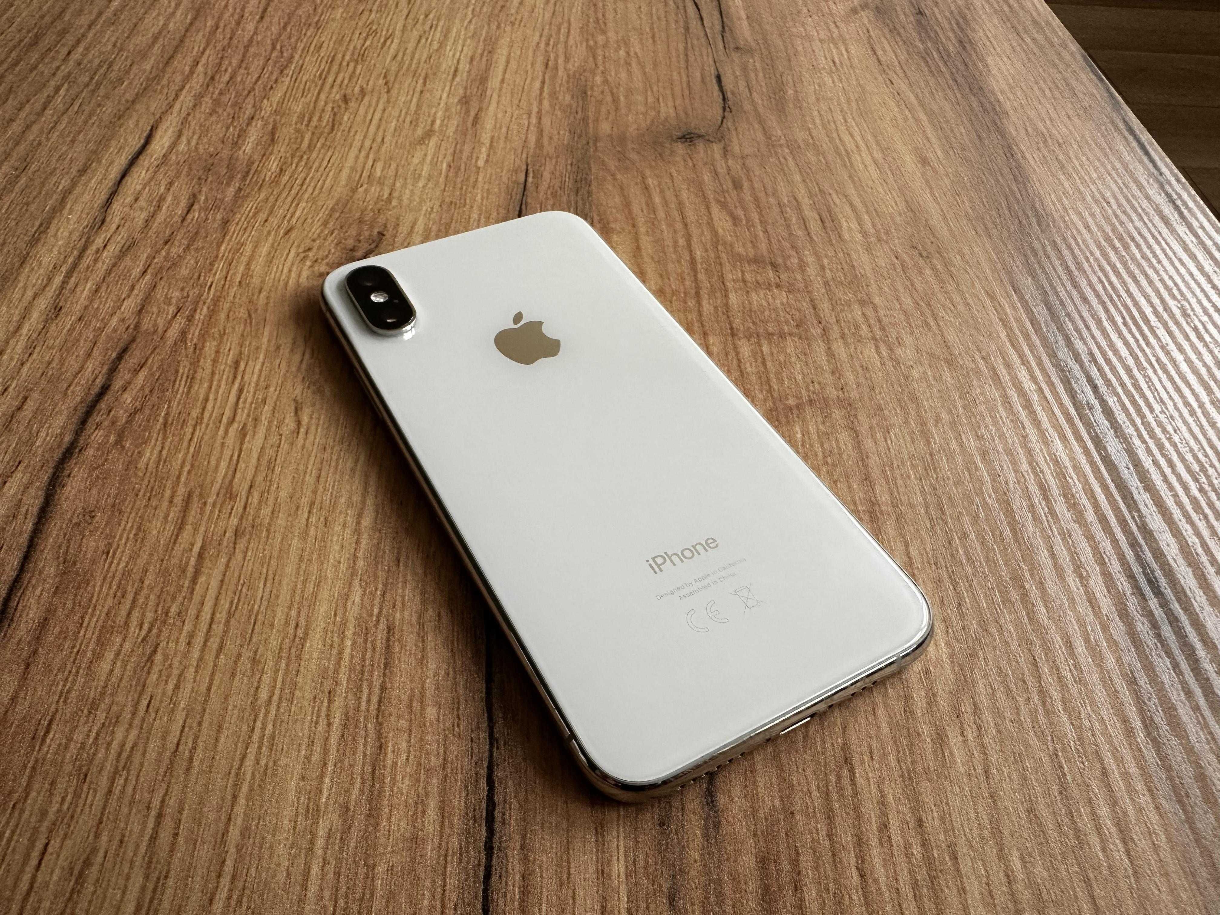 Smartfon Apple iPhone XS 64 GB (srebrny)