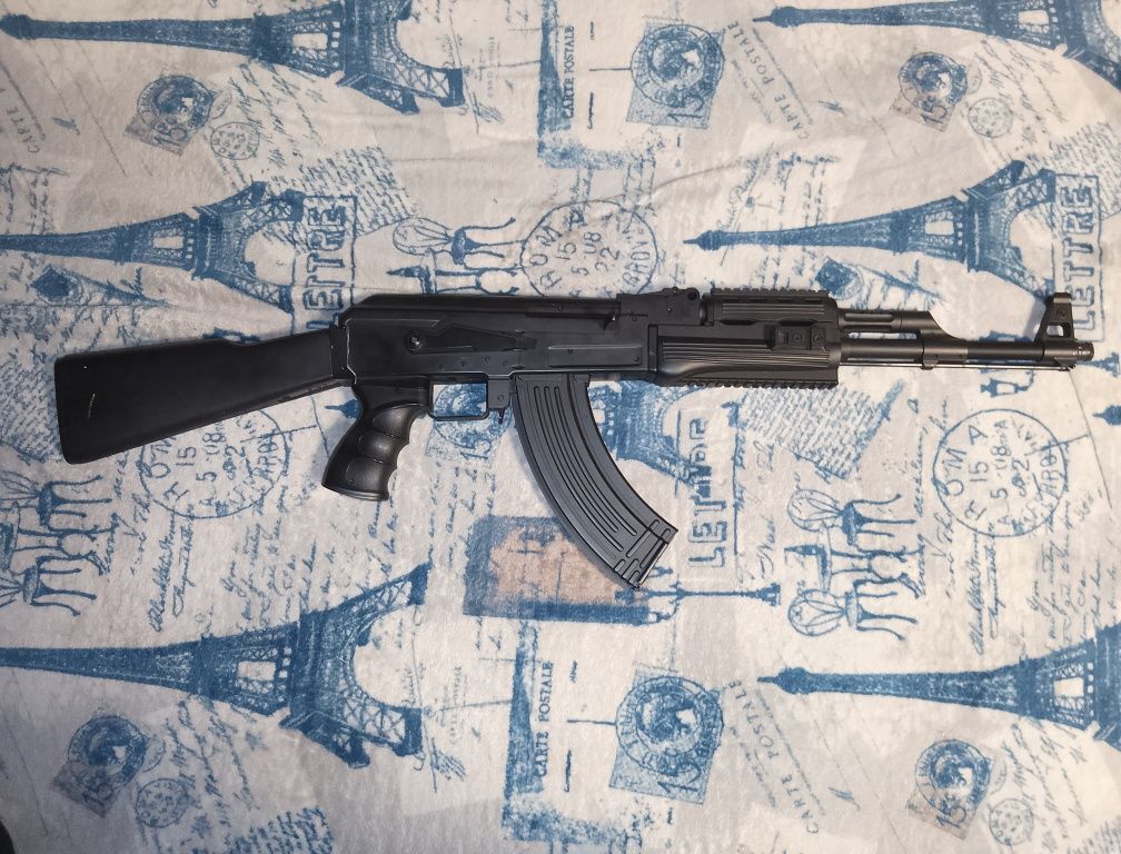 Продам ак 47 акамуляторний
