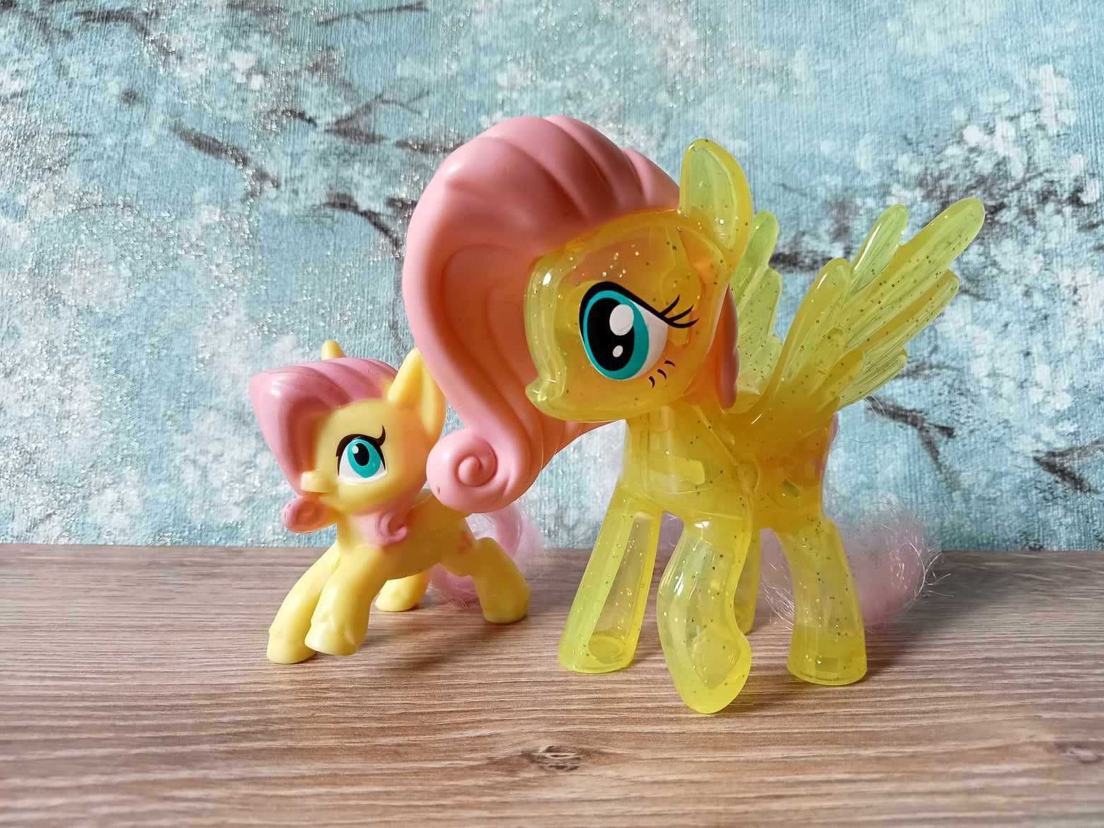 Fluttershy. 2 kucyki-pegazy, My Little Pony, oryginalne.