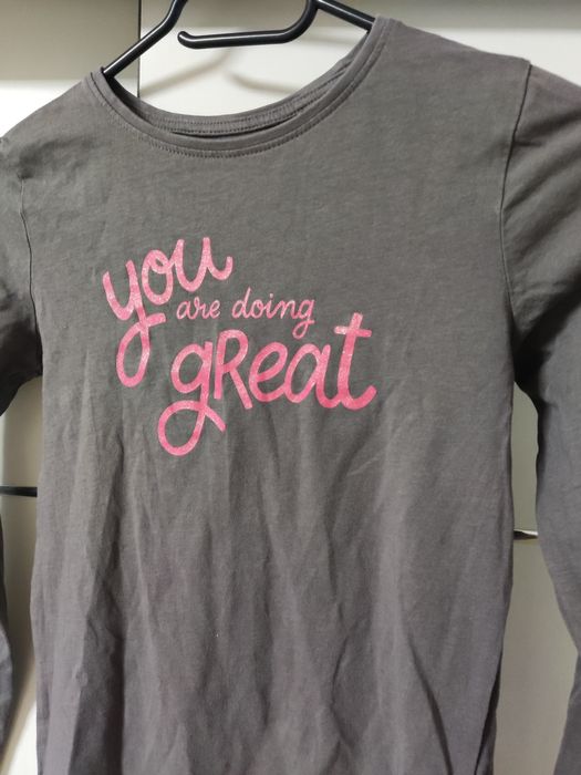 Tshirt błyszczące napisy dla dziewczynki szary grafitowy bluzka 140