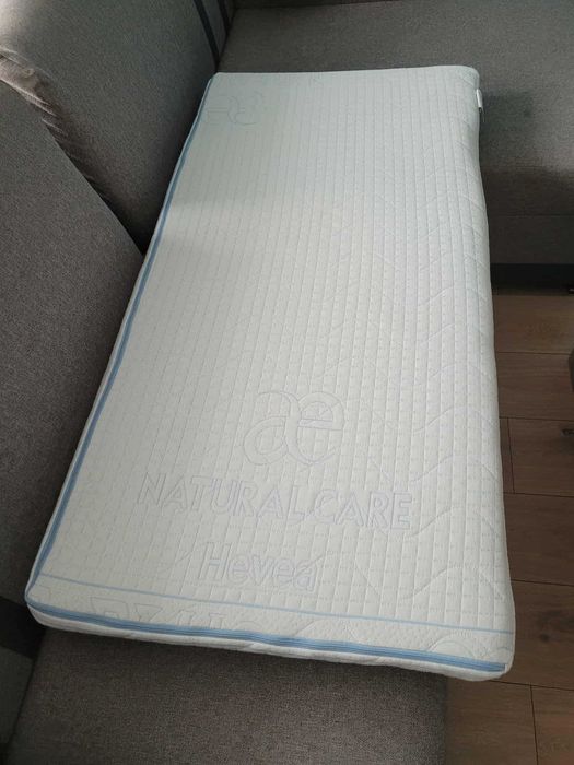 Materac piankowo-lateksowy Hevea Baby Max do łóżeczka 140×70