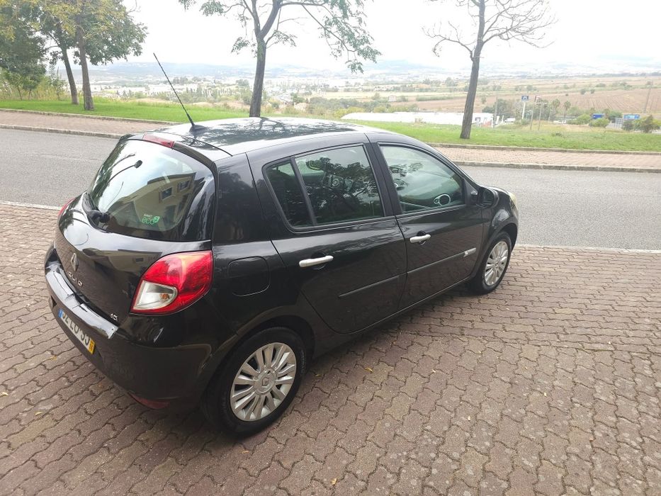 Renault Clio III 1.5DCi Dynamique S C/ Livro de revisões
