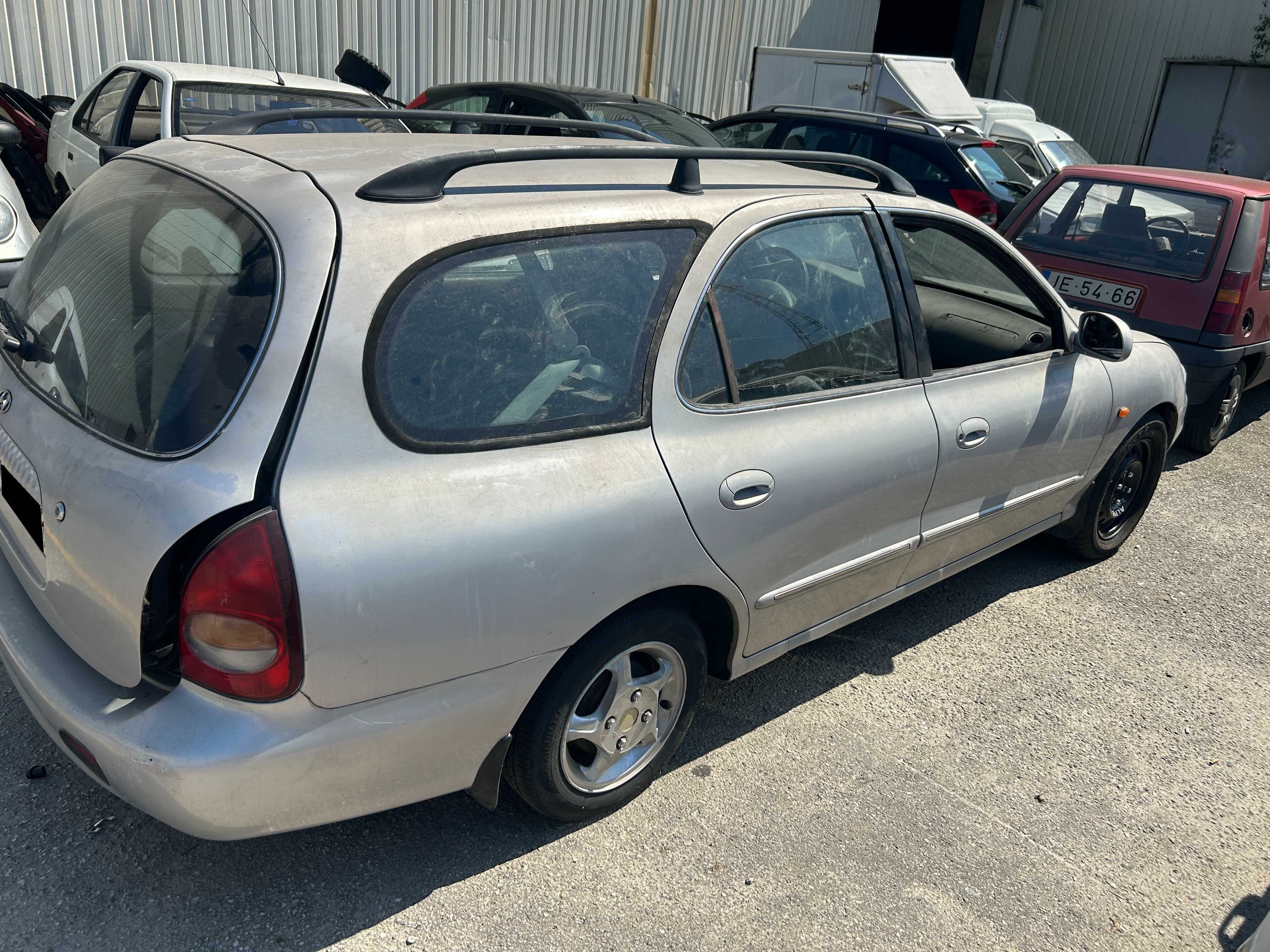 Hyundai Lantra 1.9 Só Para Peças