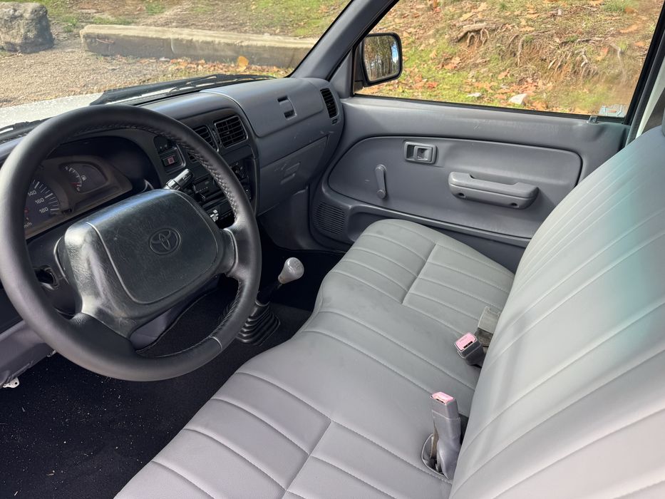 Toyota Hilux CaixaAberta 2001