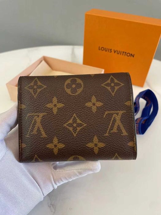 Louis Vuitton Victorine LV Monogram Mały Portfel Brązowa klamra