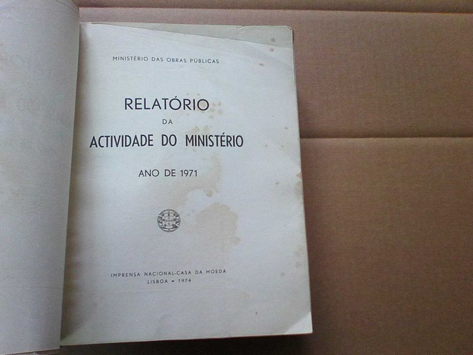 Relatório da Actividade do Ministério no Ano de 1971