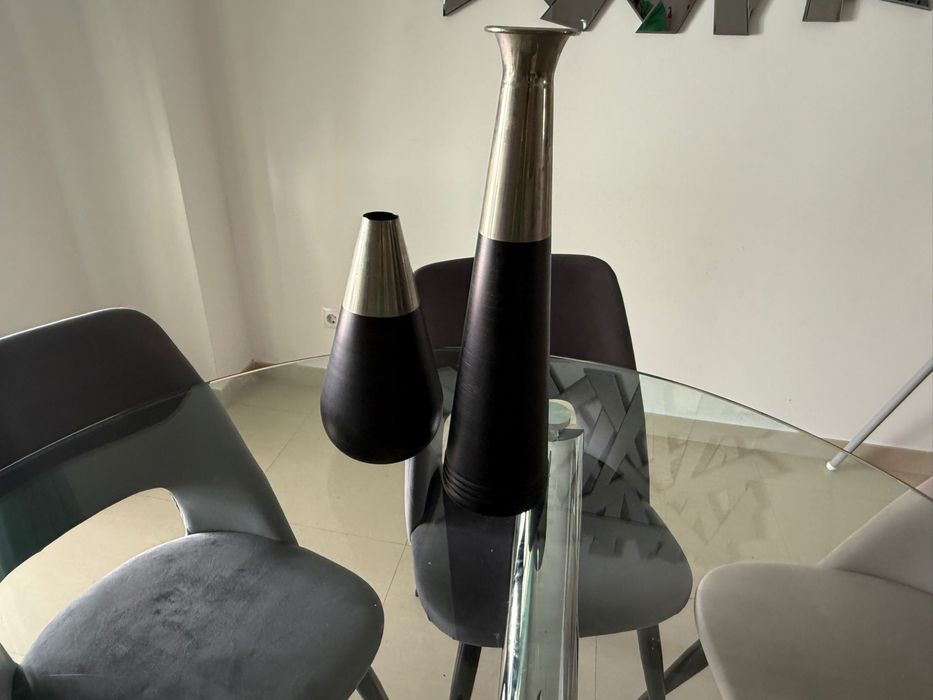 Peças de Decoração Preto e Prata