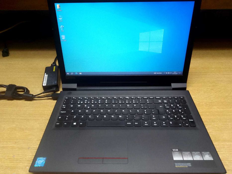 Portátil Lenovo V110