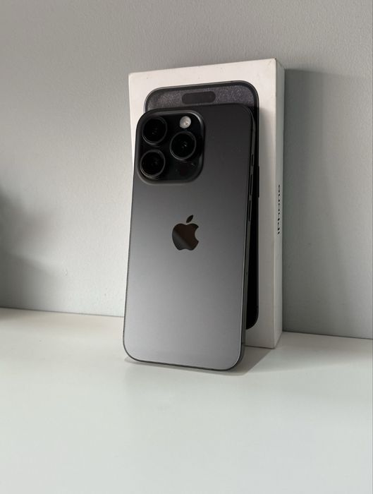 Iphone 15 Pro 256GB - Caixa e Acessórios