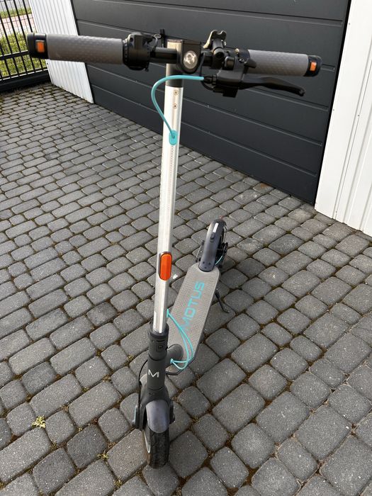 Hulajnoga motus 10 lite gen 5