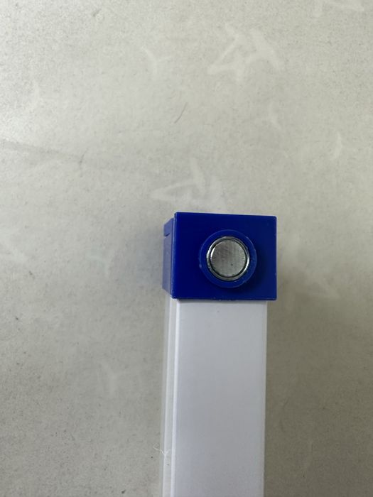 Фонарь светодиодный аккумуляторный с магнитами