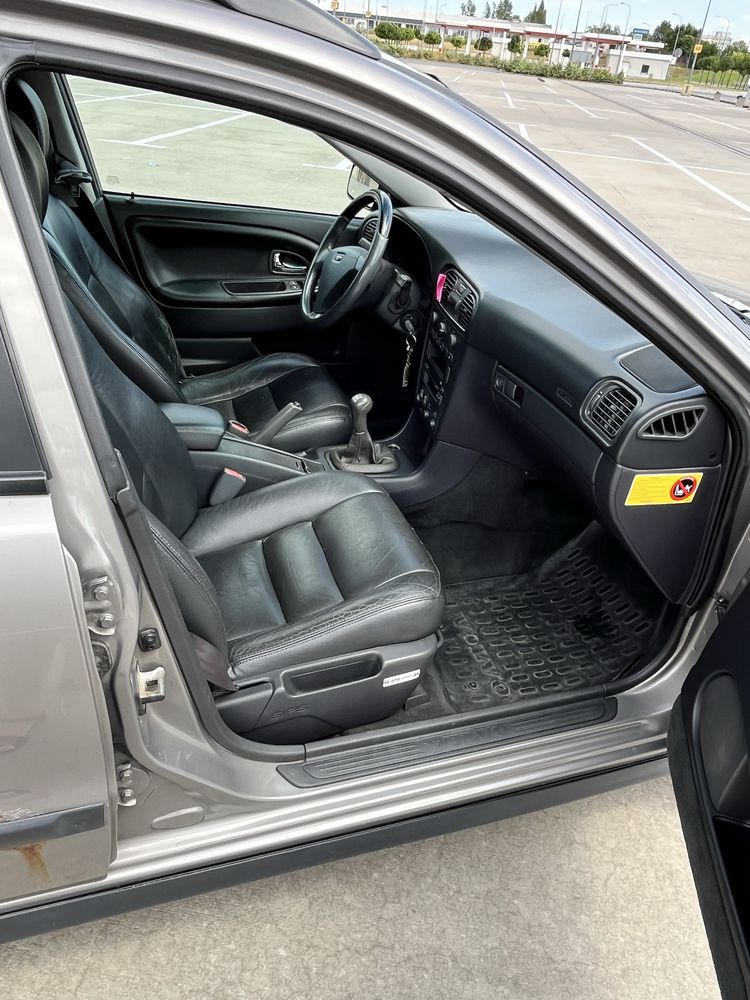 Sprzedam volvo v40