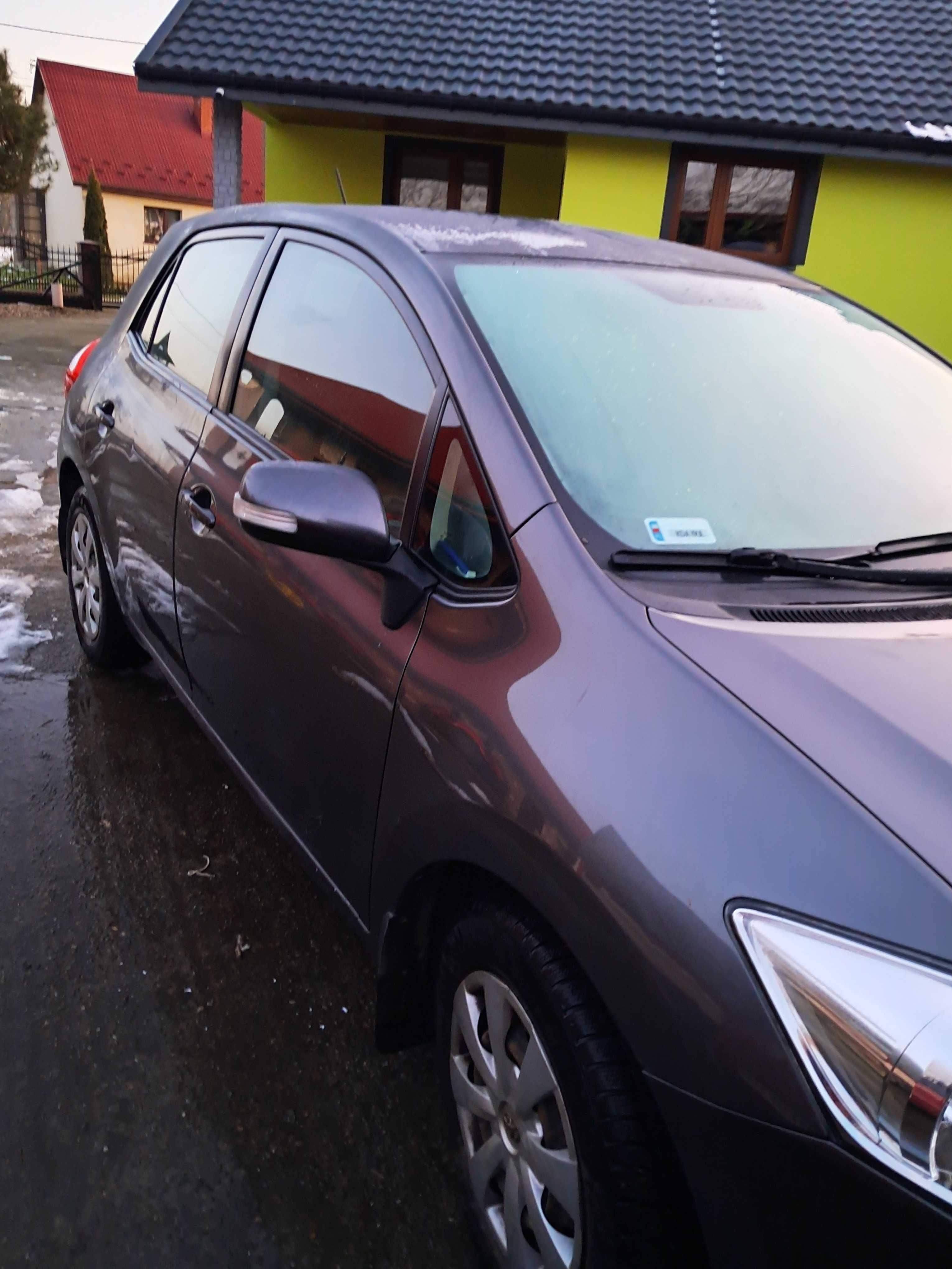 Sprzedam Toyote Auris