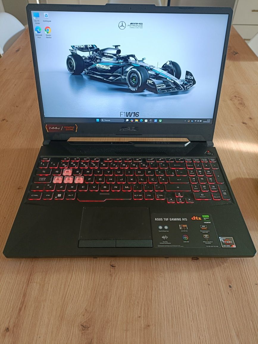 Portátil Asus TUF Gaming A15 AMD Ryzen 5 7535H/16GB DDR5/RTX 2050