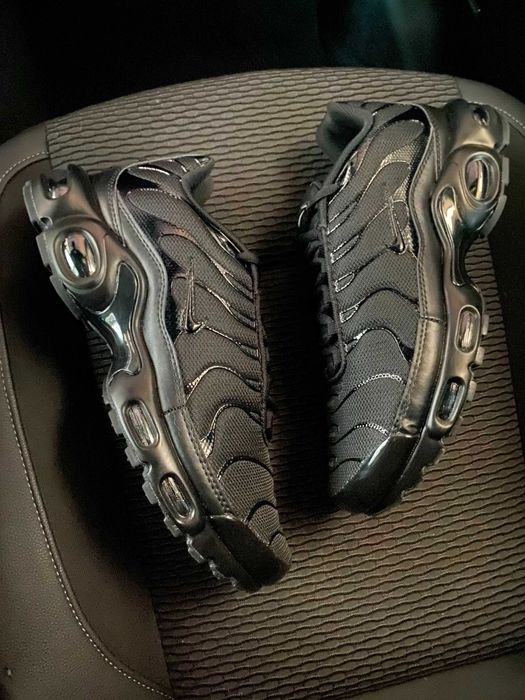 (БЕЗ ПЕРЕДОПЛАТИ)Nike Air Max Plus Triple найк аір макс плюс TN тн