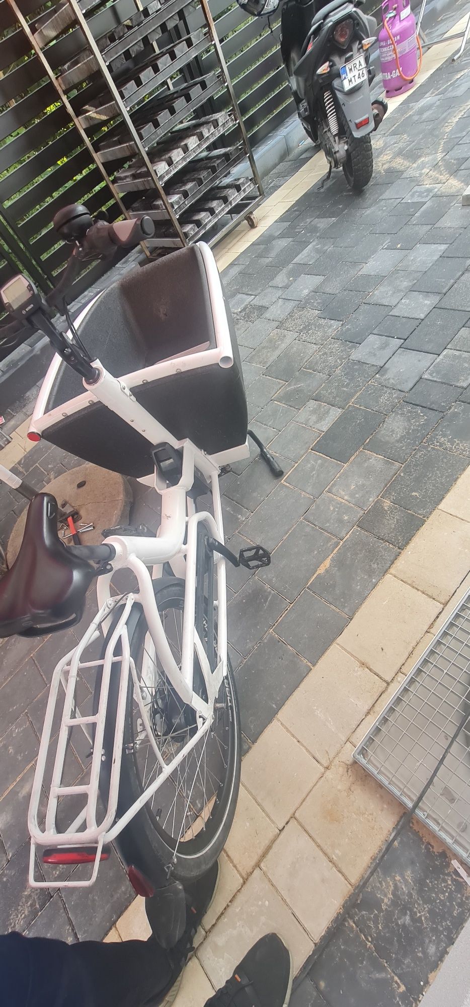 Rower elektryczny bosch cx urban arrow