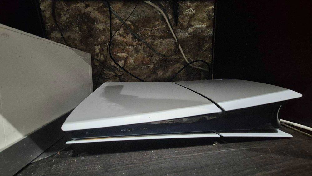 PlayStation 5 Slim (1TB)