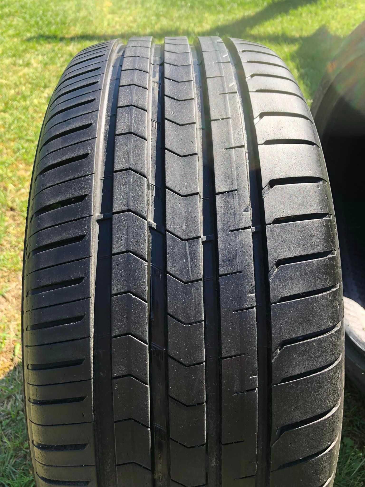 Komplet opon letnich 225/45 R17 Vredestein - jeden sezon