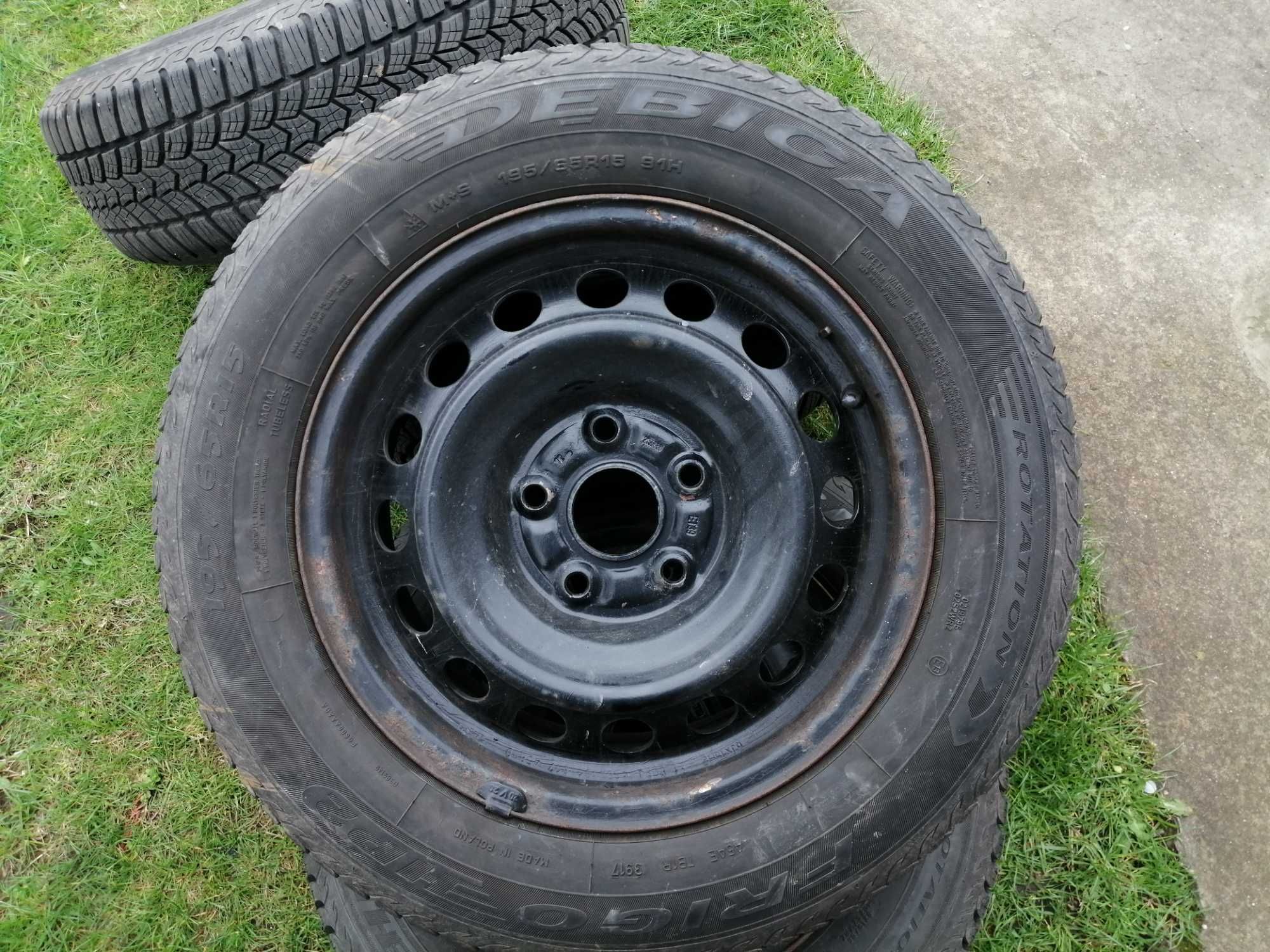 Koła zimowe 195/65R15