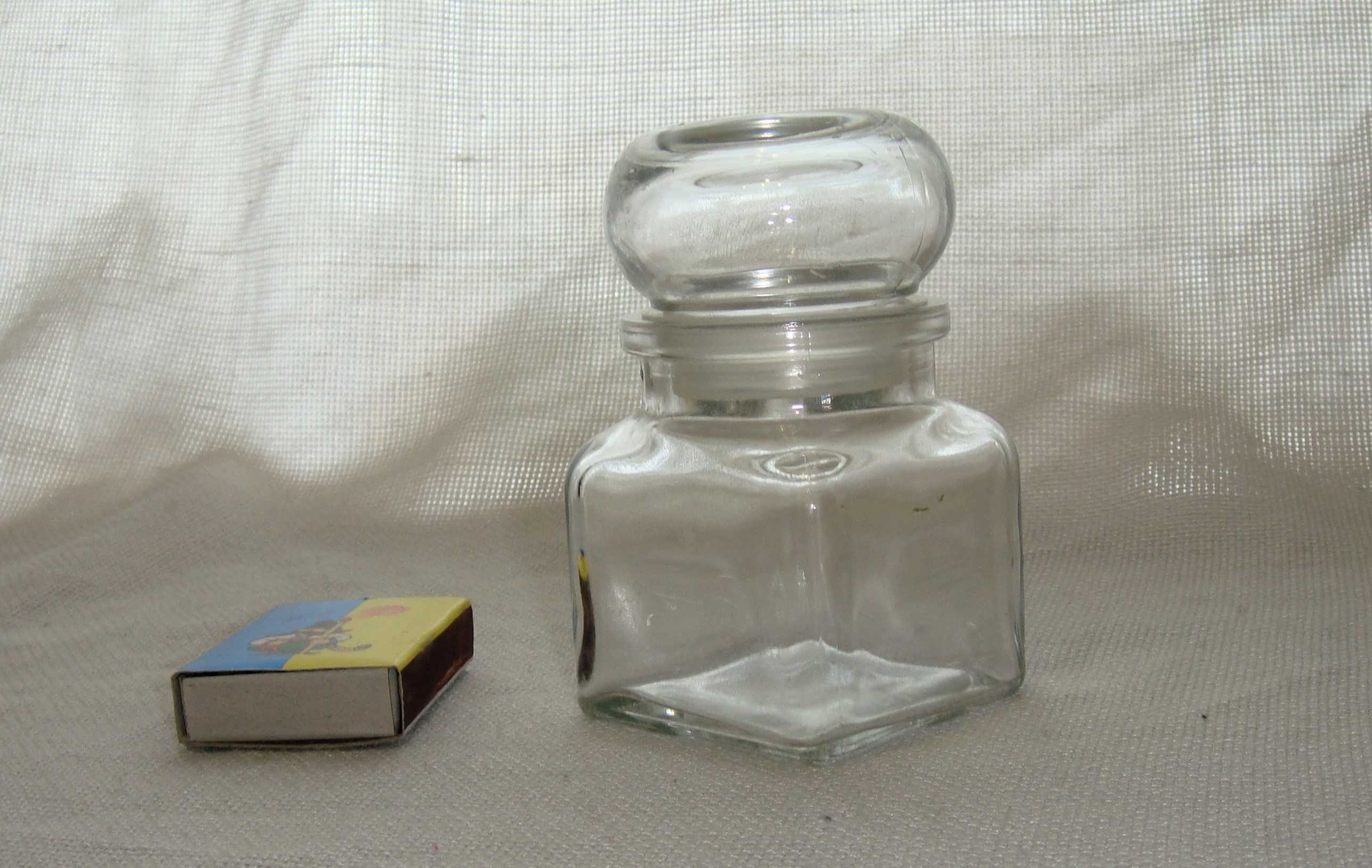 Стеклянная емкость баночка для специй соли перца пряностей