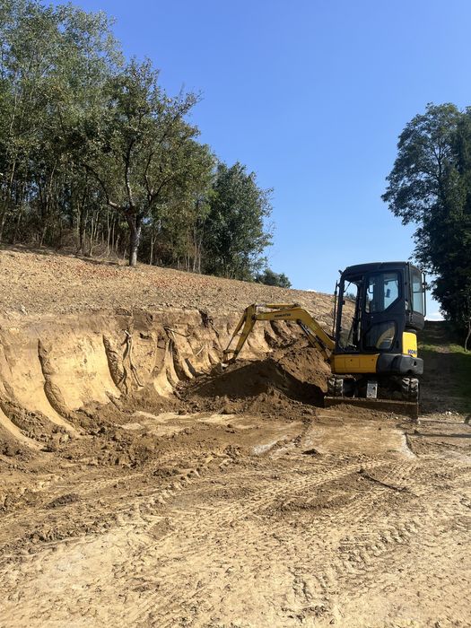 Usługi minikoparka i wywrotka