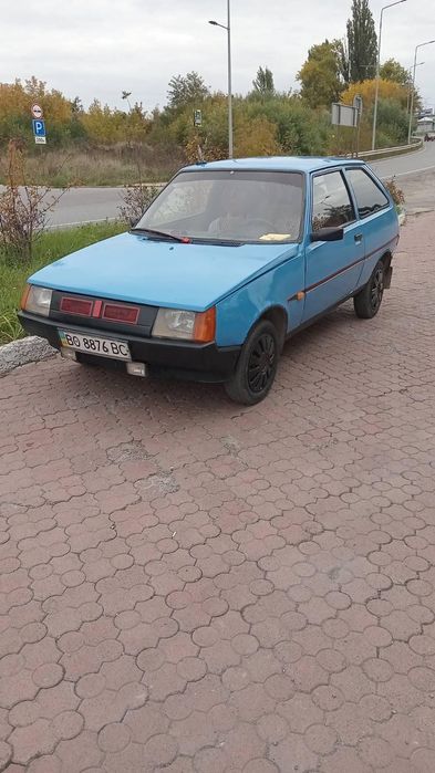 Продам автомобіль ЗАЗ "Таврія"