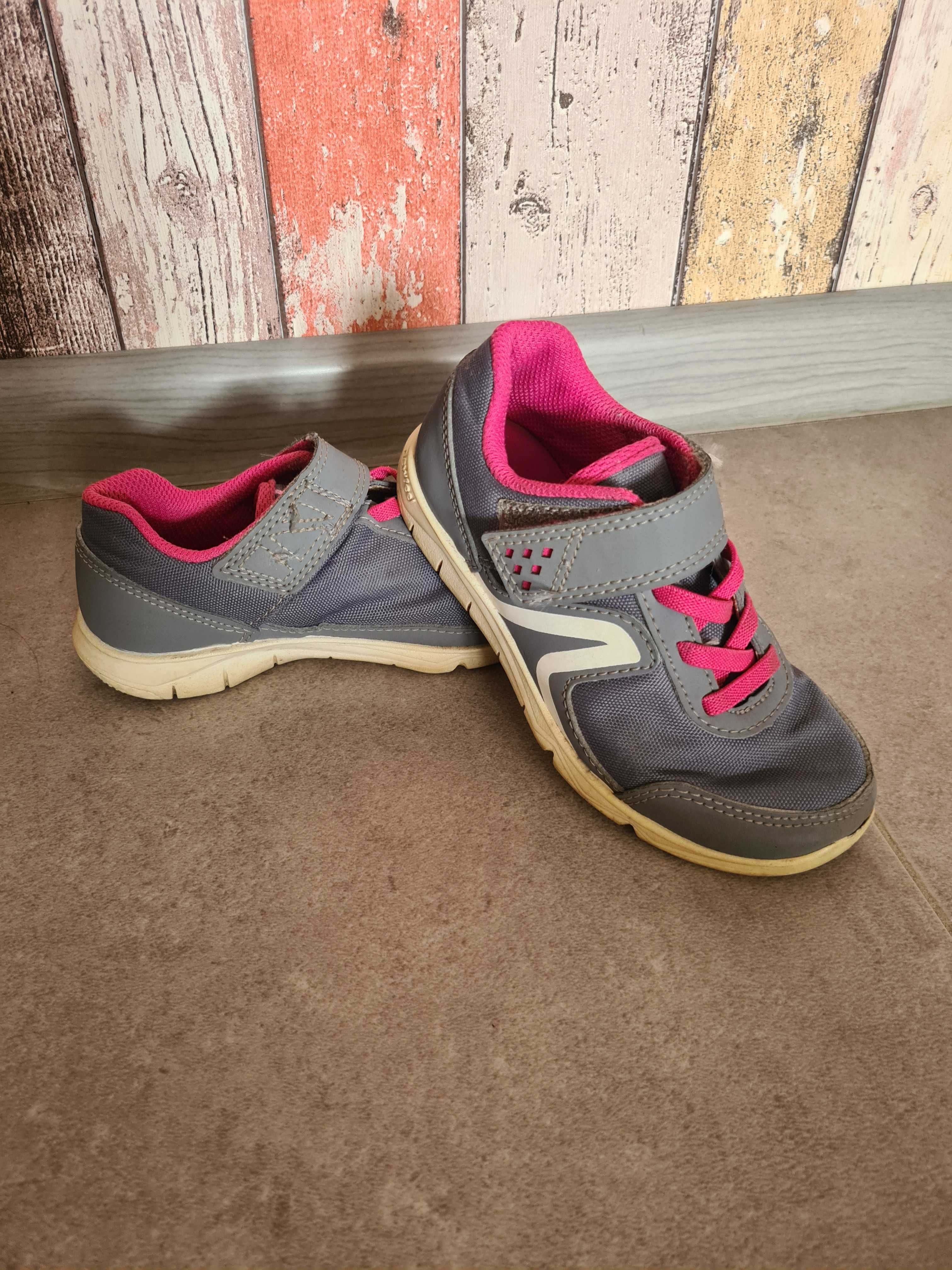 Buty sportowe Decathlon rozm. 28