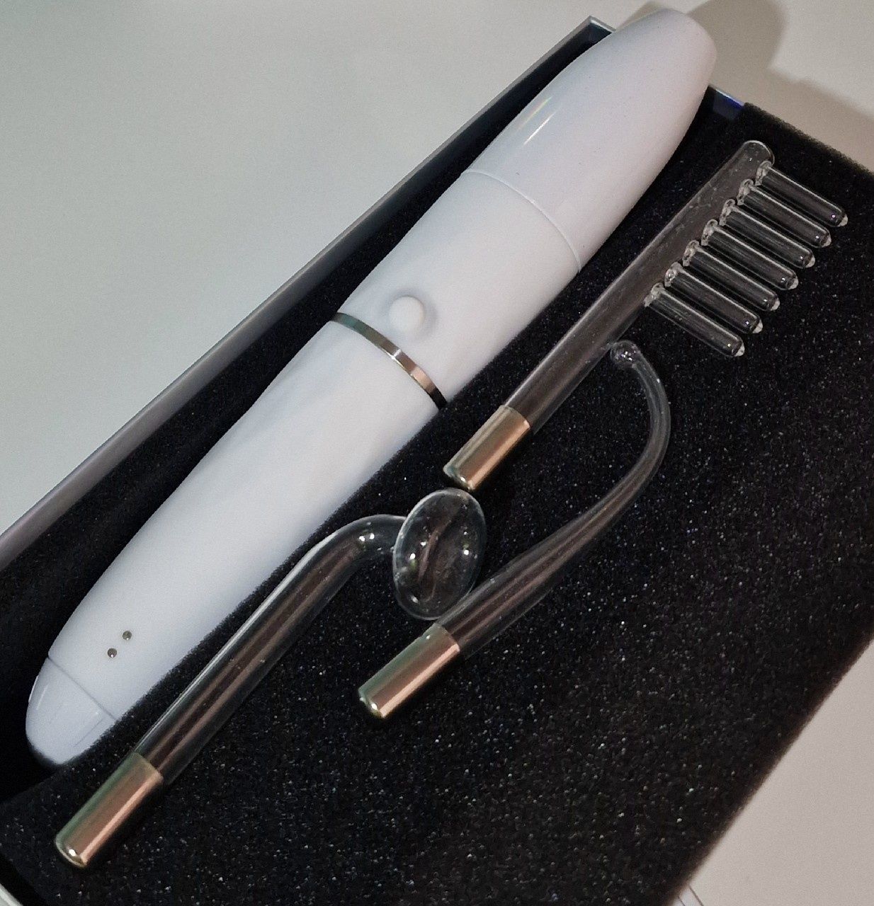 Bezprzewodowy Facial Wand o wysokiej częstotliwości