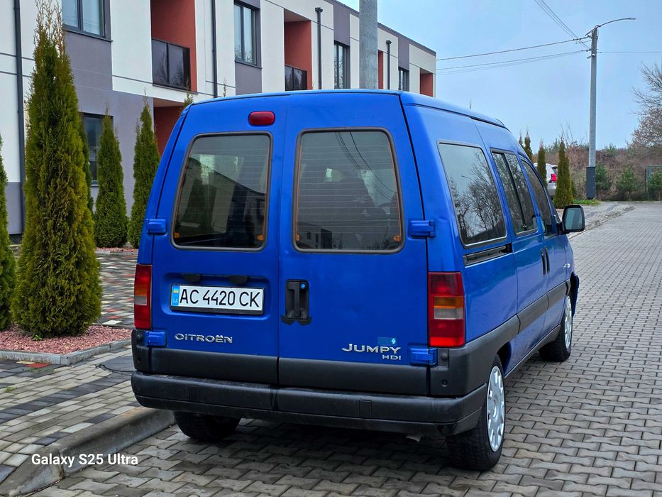 Оригінальний пасажир Citroen Jumpy 2005року 2.0д в рідній фарбі