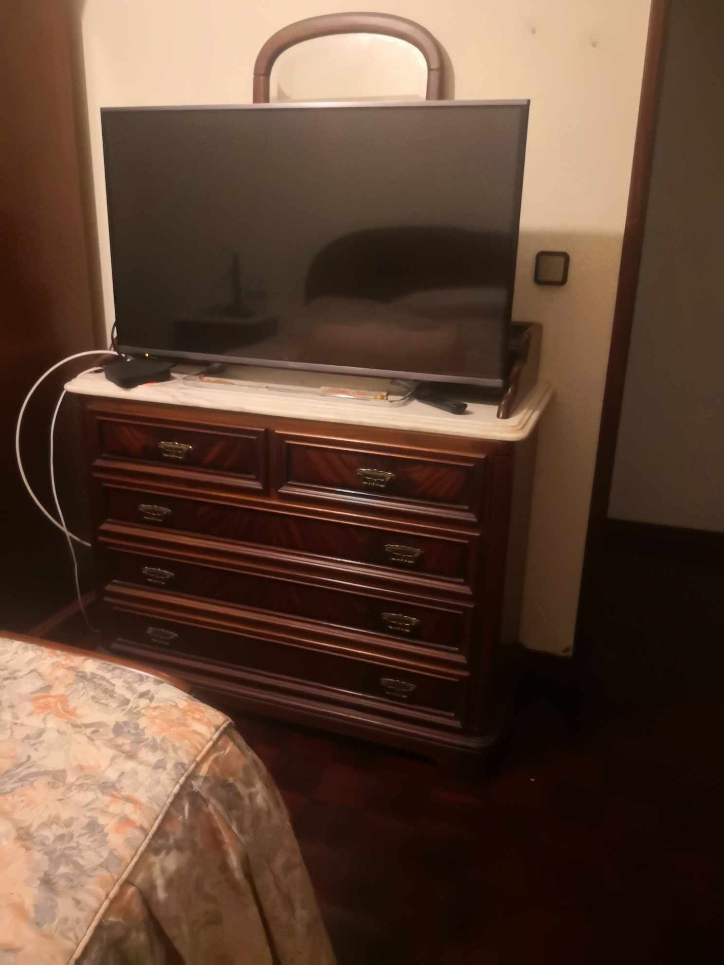 Mobilia de quarto casal
