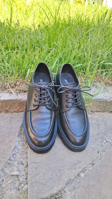 Туфлі з натуральної шкіри