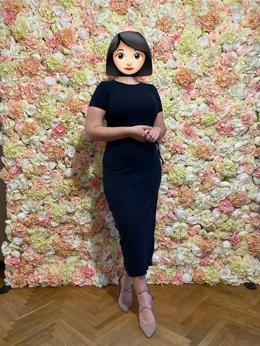 Фототзона,  стіна з квітів, оренда фотозони на день народження