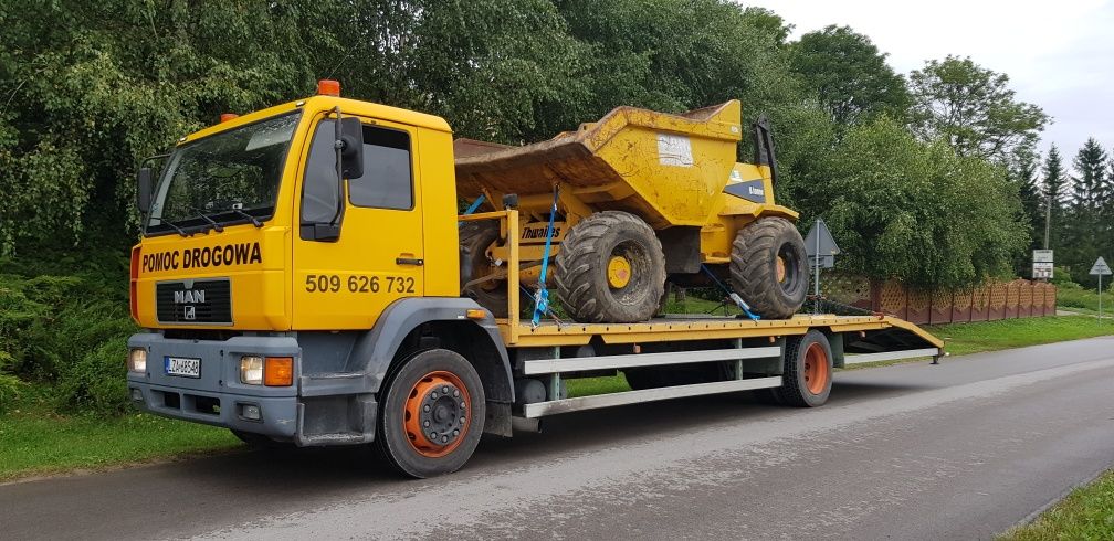 Transport Maszyn Rolniczych Budowlanych ciągników laweta pomoc drogowa