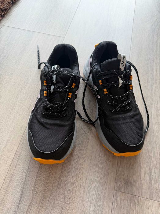 Asics Gel Venture 10