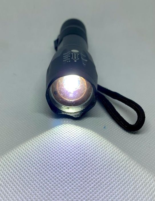 Тактический фонарь, светодиодный(силиконовый бандаж в подарок)