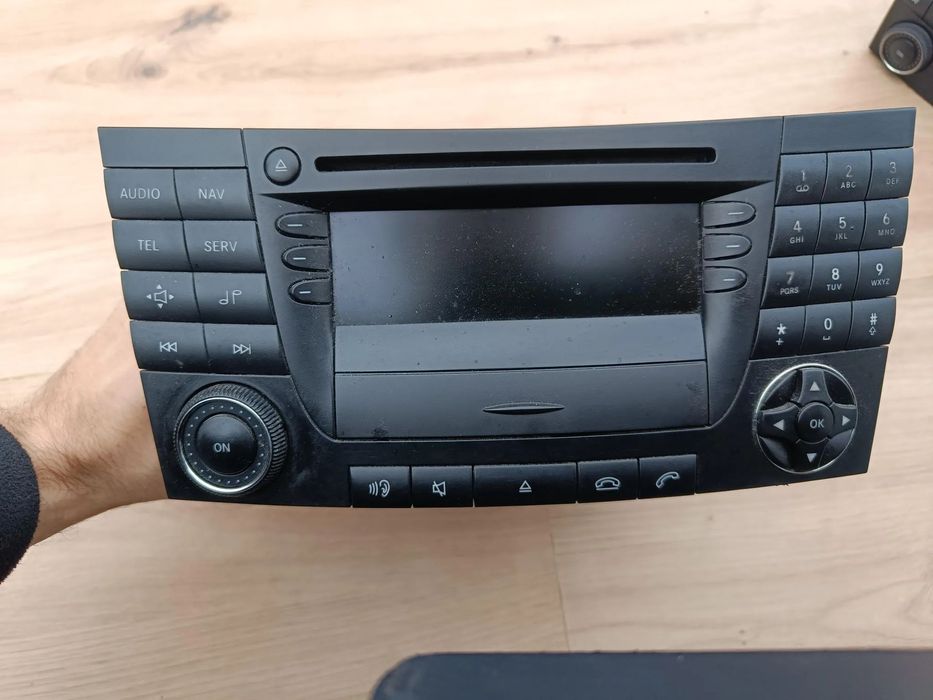 MERCEDES W211 RADIO NAWIGACJA COMAND A2118201079