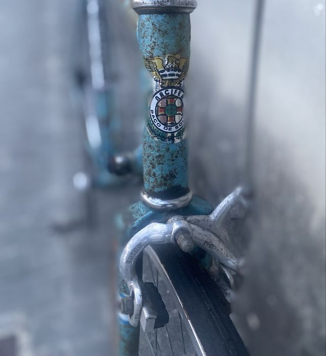 Bicicleta inconpleta de ciclismo