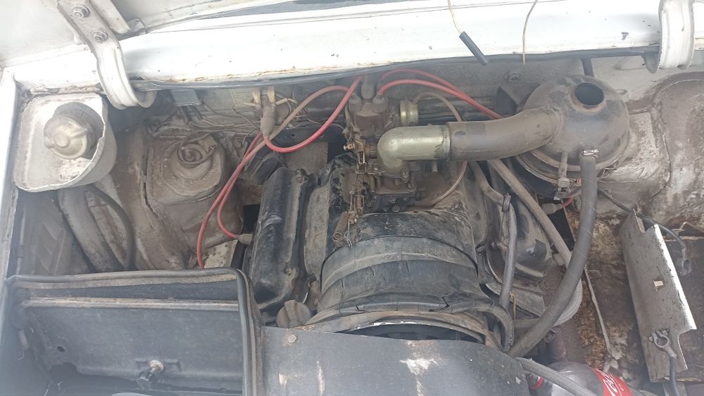 Двигателя ваз-21011,и есть с запорожца.40.