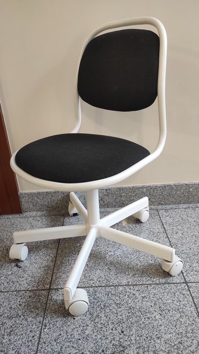 Fotel biurowy obrotowy dziecięcy