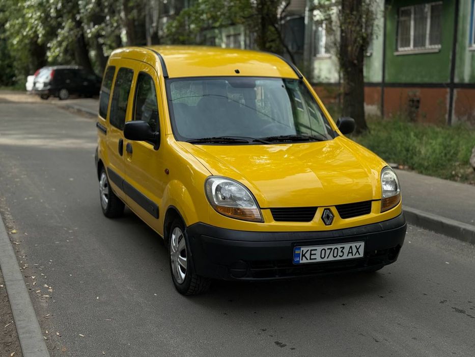 Продажа Renault Kangoo 2004 г. Хорошее состояние .