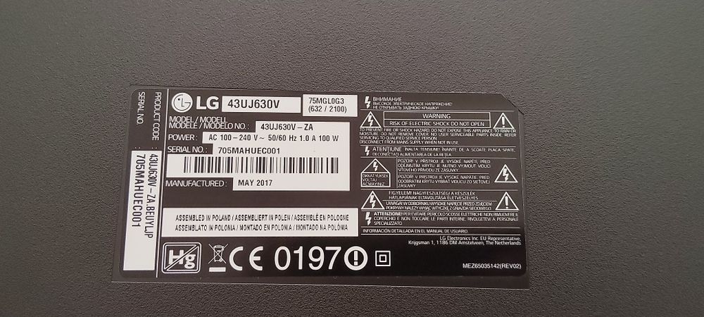 Vendo Smartv LG 43UJ630V para peçsas