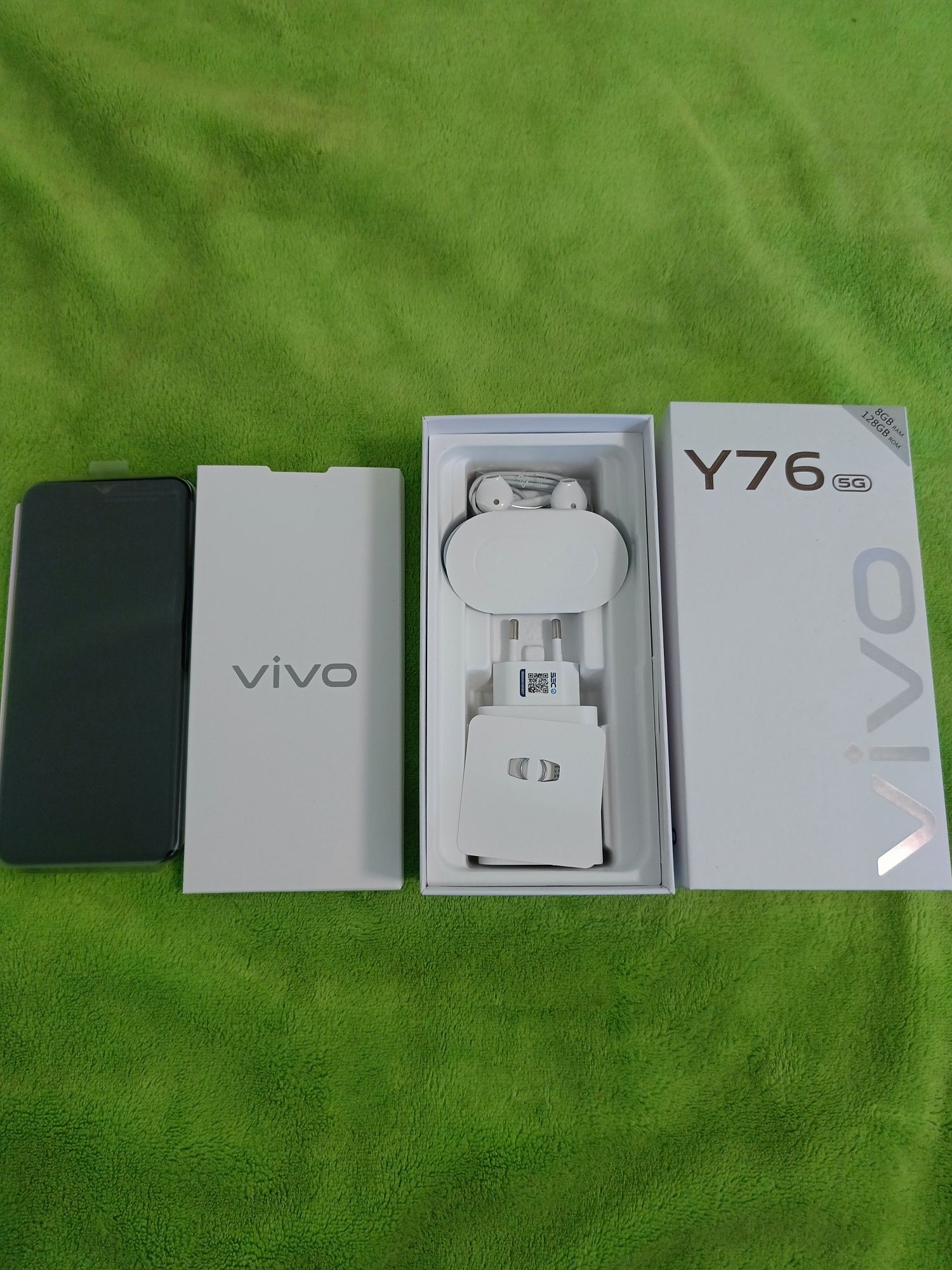 Telefon komórkowy Vivo y 76