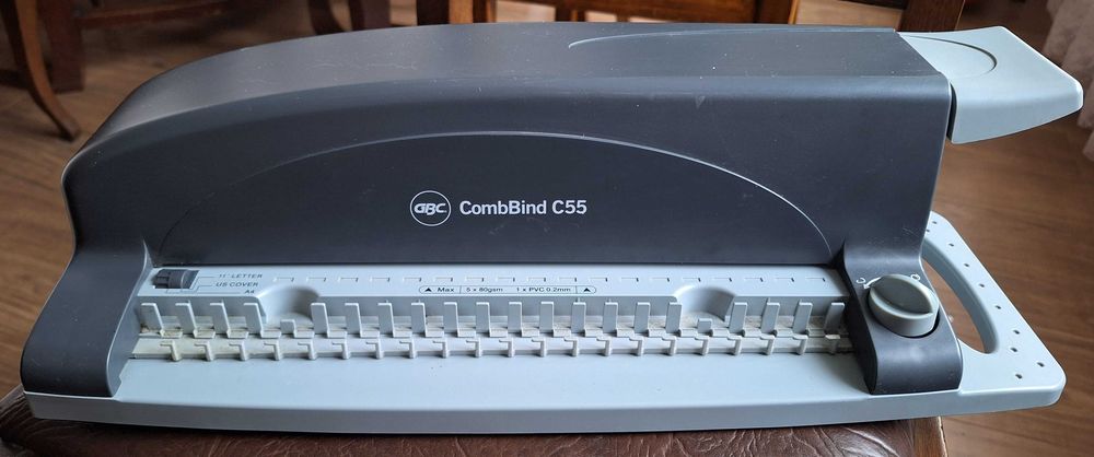 Bindownica grzebieniowa GBC CombBind C55