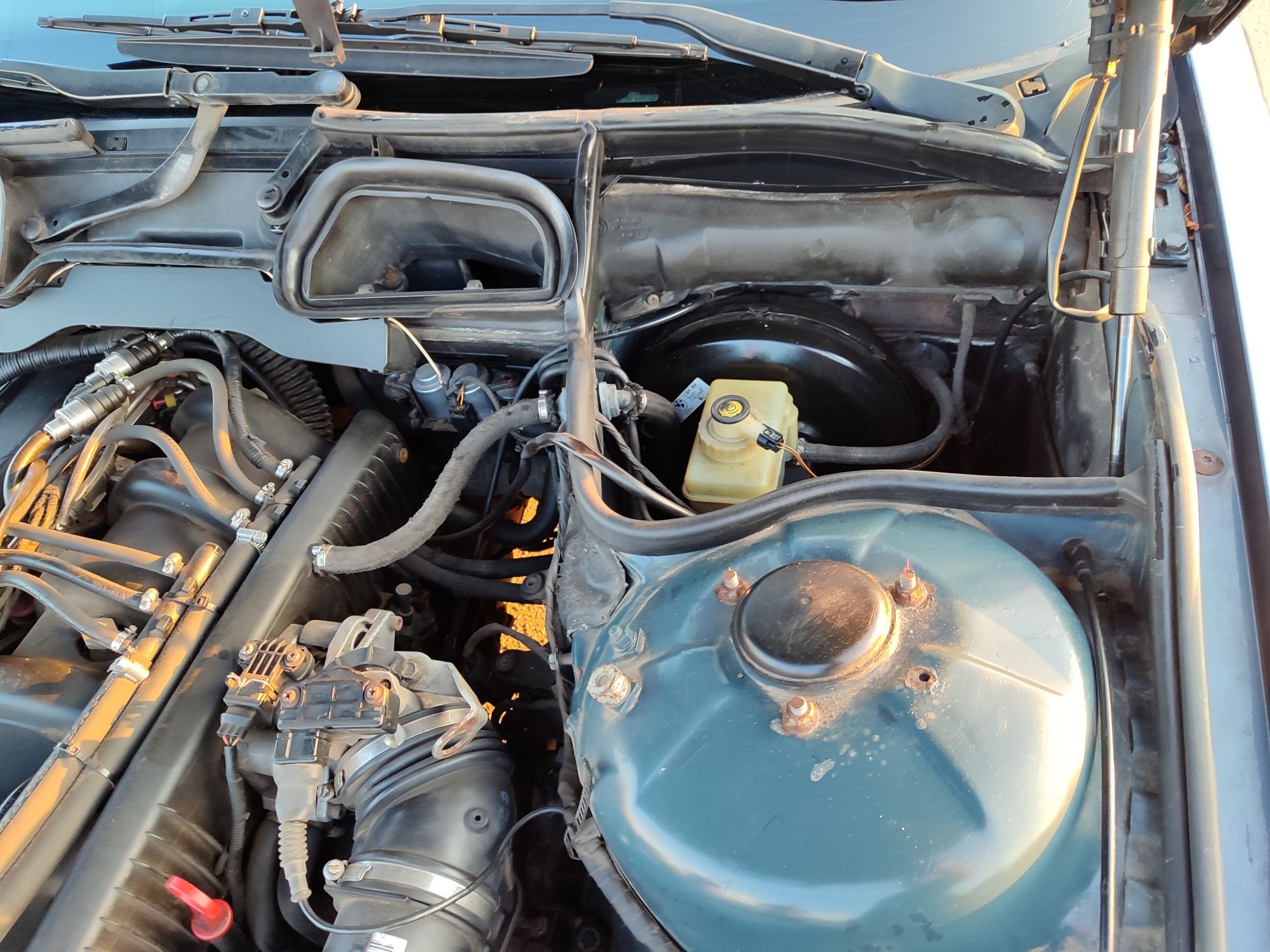 BMW E38 1996 2.8