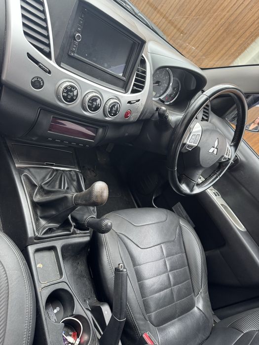 Мітсубісі L200 . В Україні.