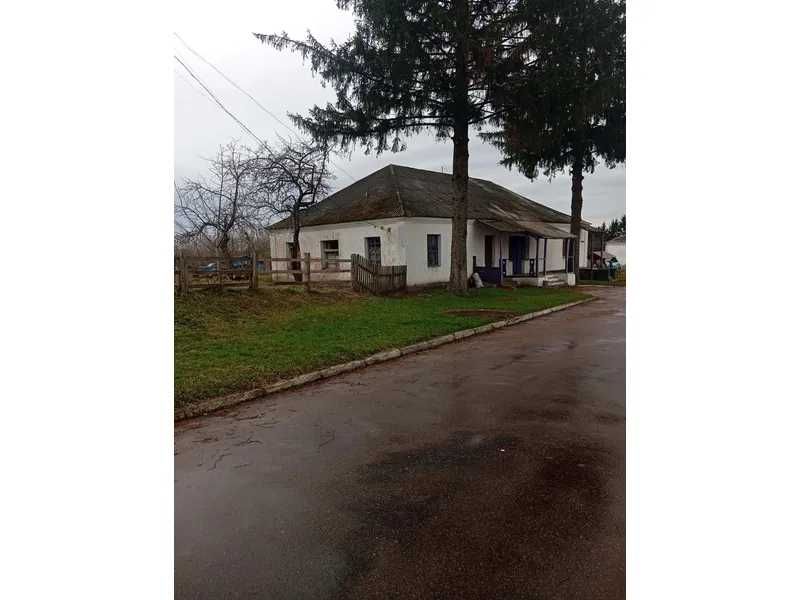 ПРОДАЖ - Нежитлова будівля, площею 201,4 м.кв., в селі Левковичі.